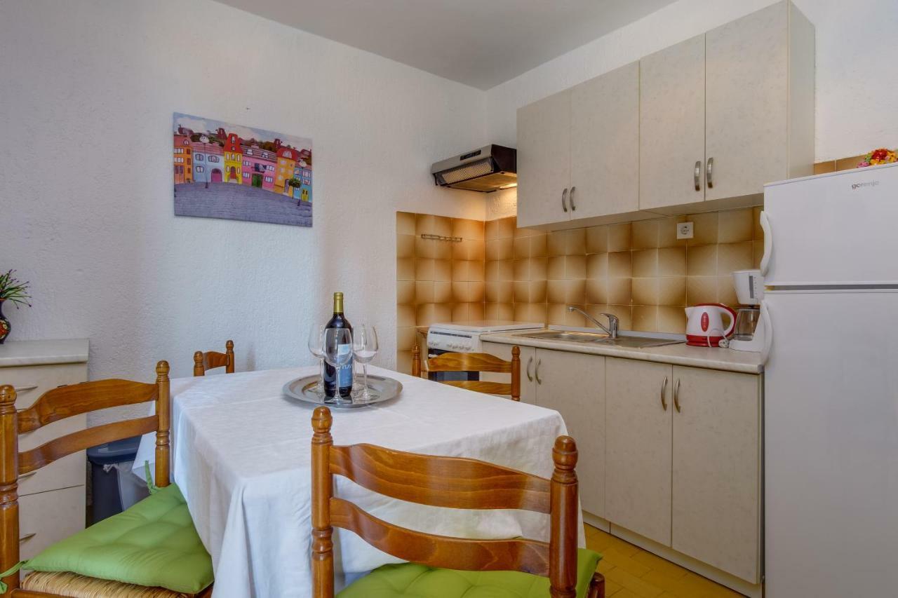 Apartmani Maris Mali Lošinj Zewnętrze zdjęcie